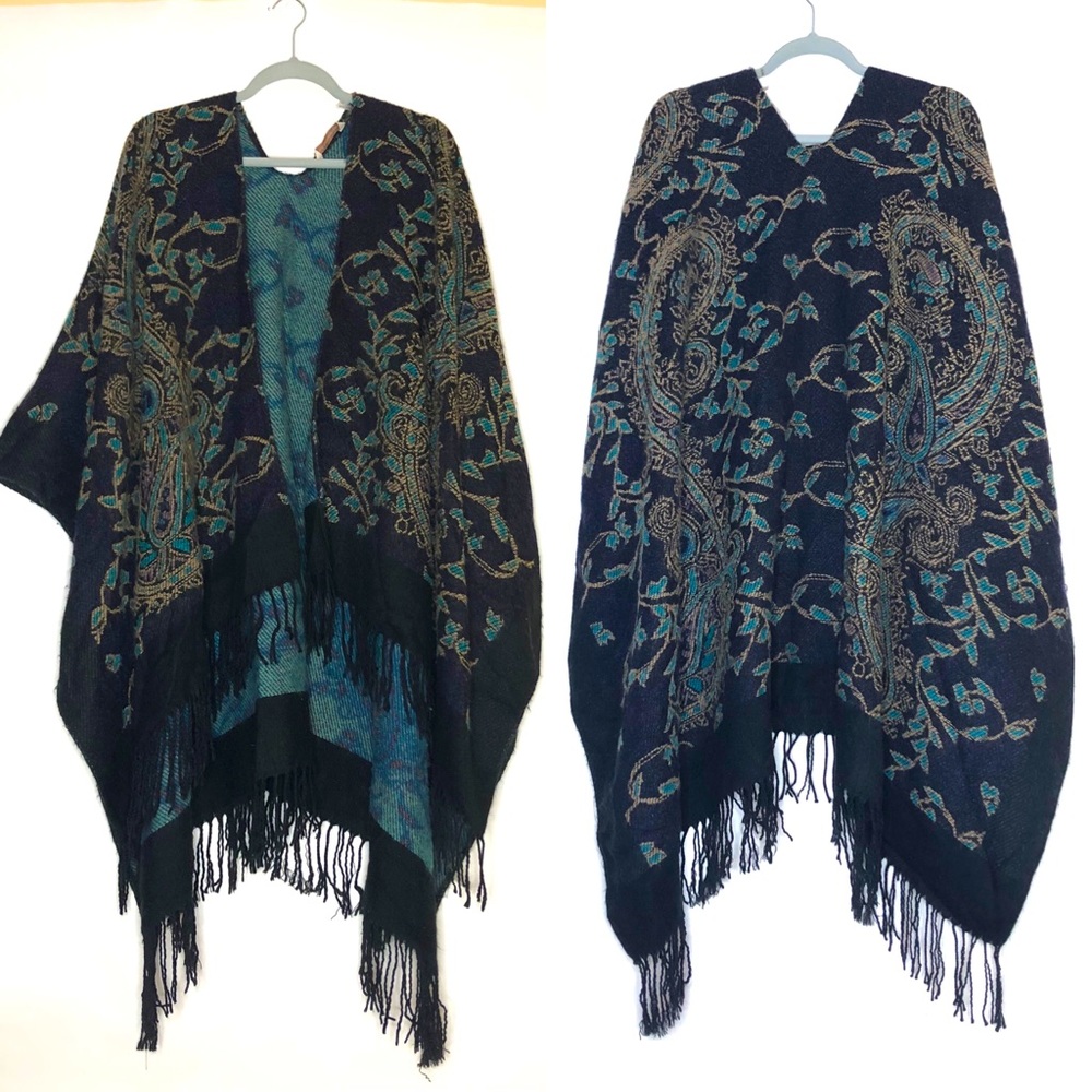 SOFT SURROUNDINGS black blue floral wrap poncho OS
